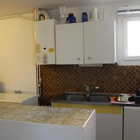 One-bedroom With Terrace And Barbecue 72 Apartmán *
